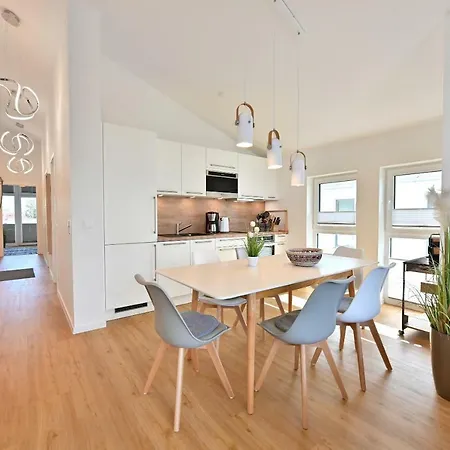 Heimathafen Am Boddenmarkt גלווה